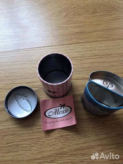 Контейнеры, баночки для хранения средств гигиены