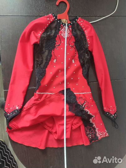 Платье для фигурного катания