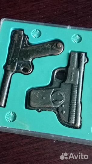 Набор сувенирных пистолетов СССР