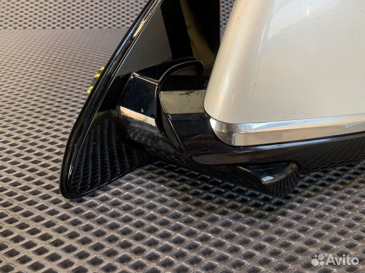 Зеркало лев. Cadillac Escalade 4, Escalade