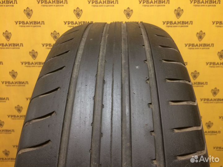 Goodyear EfficientGrip 215/60 R17 96H