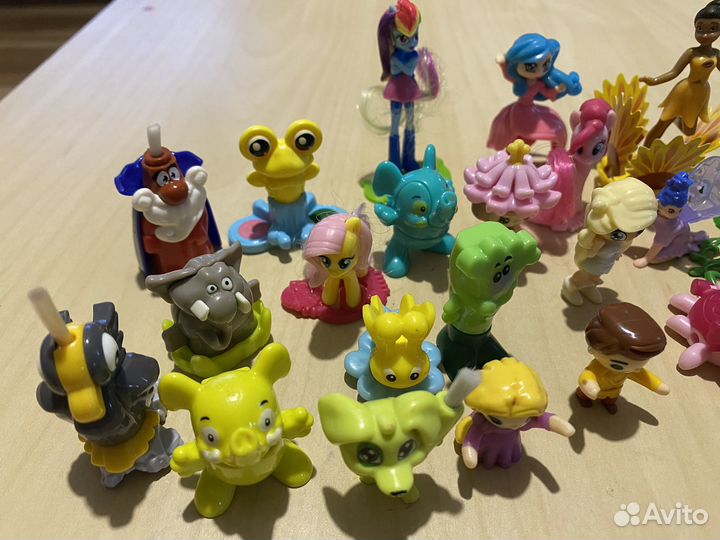 Киндер сюрприз игрушки разные