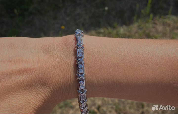 Браслет Cartier Gucci Tiffany & Co VCA Bulgari