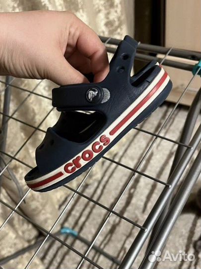 Сандали для мальчика crocs