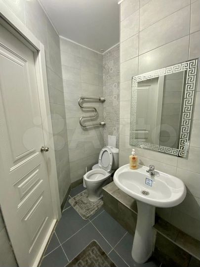 1-к. квартира, 42 м², 7/18 эт.