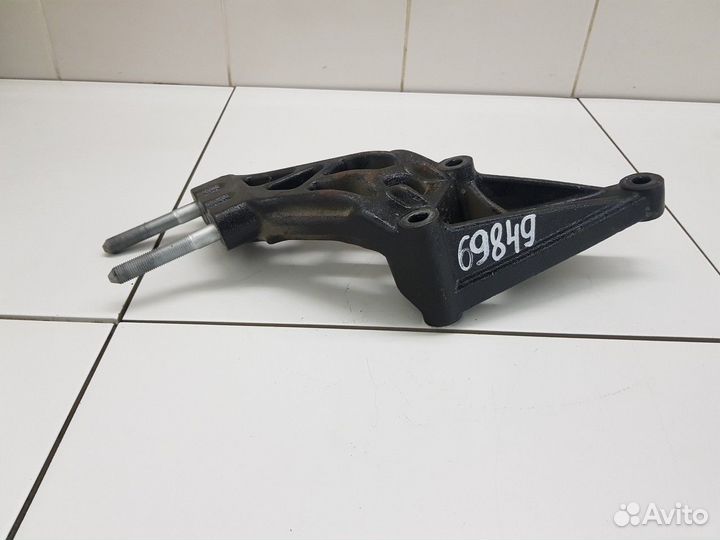 Кронштейн опоры двигателя (Chery Tiggo 7)