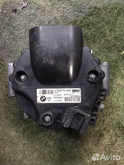 Генератор бмв 220A F01,02,07,11,12,13,E70,X5,X6