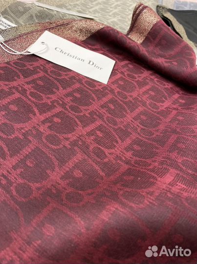 Шарфы и палантины