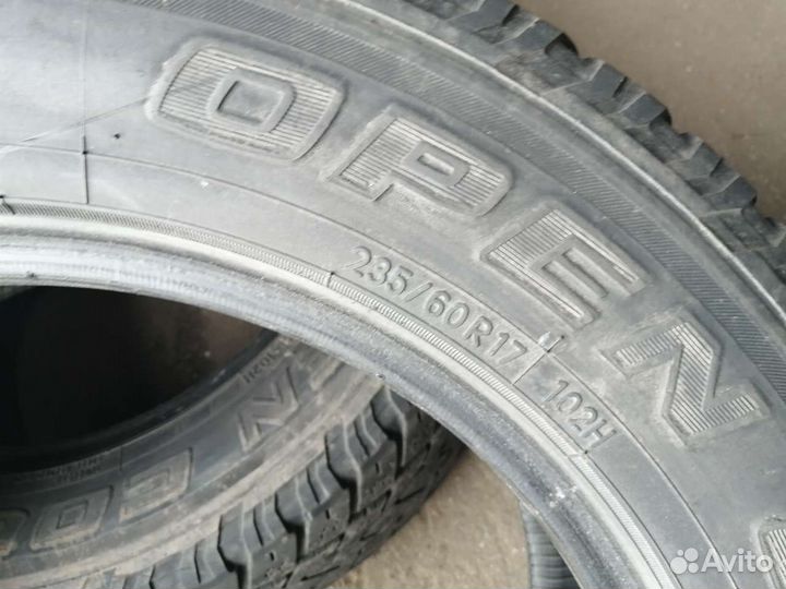 Toyo Open Country A/T 235/60 R17