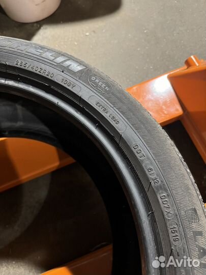 Michelin Latitude Sport 3 255/45 R20 и 285/40 R20 105Y