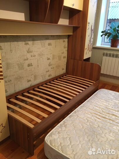 Спальный гарнитур бу