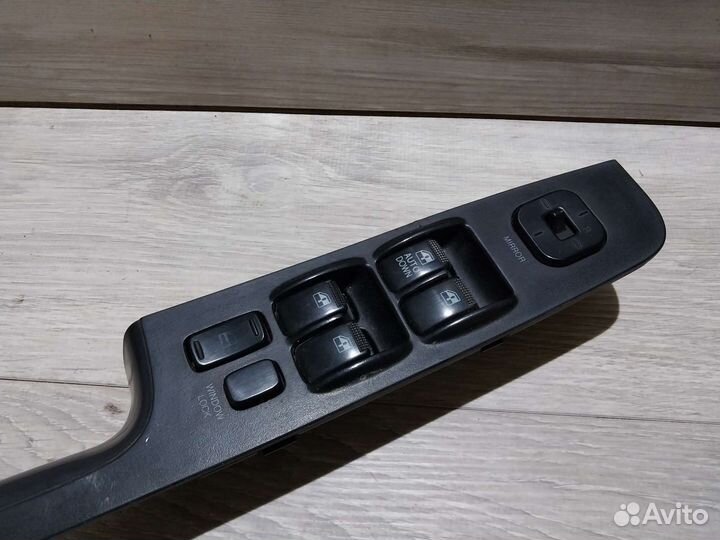 Кнопки стеклоподьемников Hyundai Sonata EF