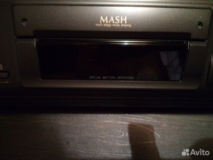 CD-проигрыватель Technics SL-PS770A