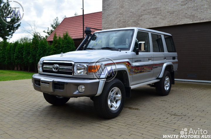 Toyota Land Cruiser 4 МТ, 2023, 30 км