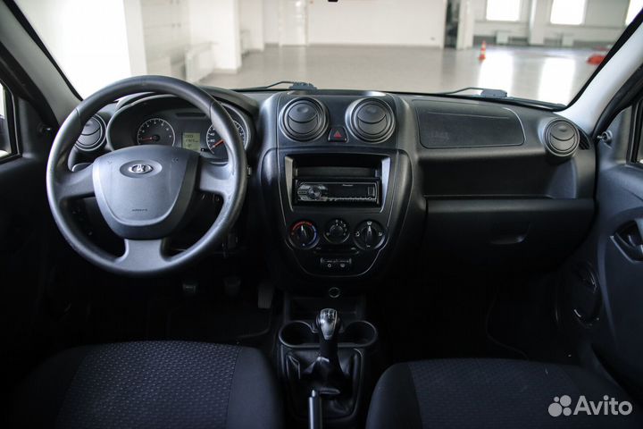 LADA Granta 1.6 МТ, 2014, 130 010 км