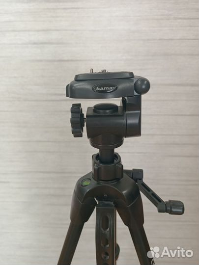 Штатив Hama