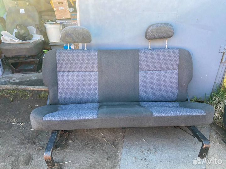 Автомобильное кресло