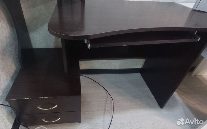 Компьютерный стол венге