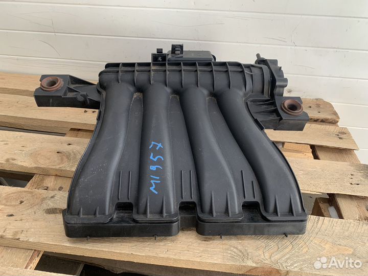 Впускной коллектор верхний Рено Лагуна 3 2.0 M4R