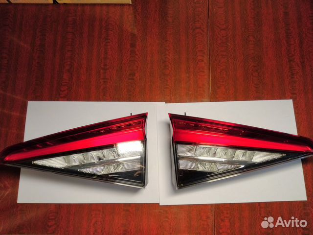 Фонари задние внутренние Шкода Кодиак