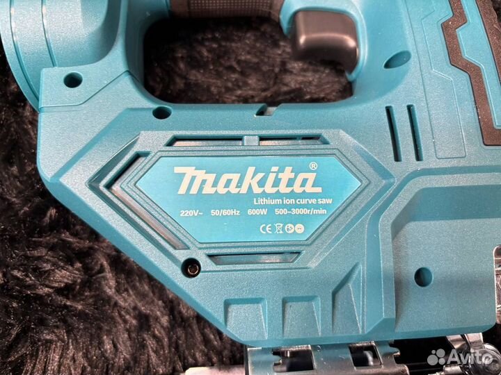 Makita набор инструментов 4в1