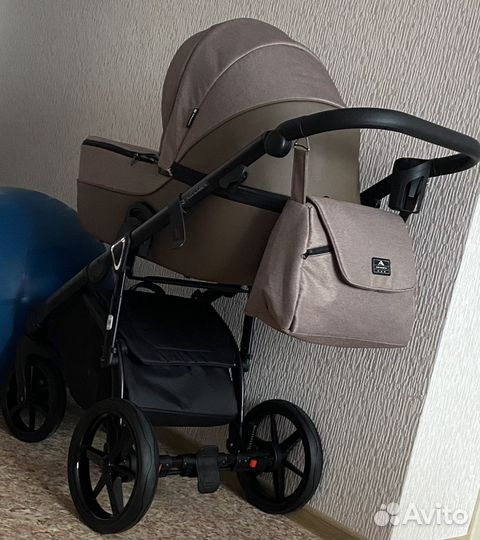 Коляска adamex 3 в 1