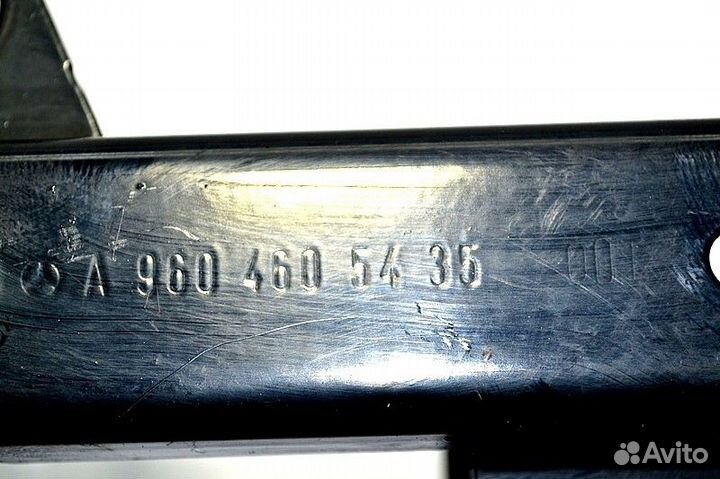 Кронштейн бака жидкости гидроусилителя руля merced