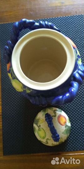 Банка для сыпучих продуктов