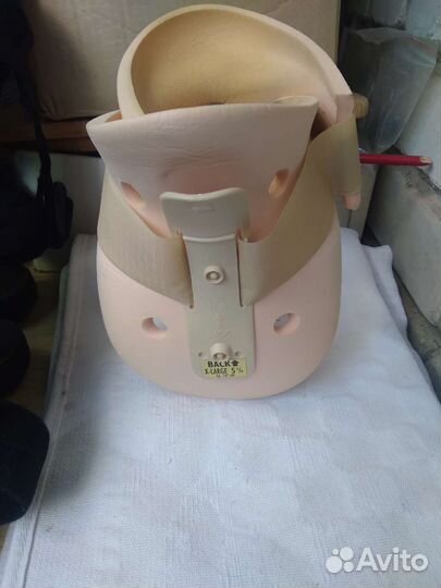 Шейный фиксатор ортез