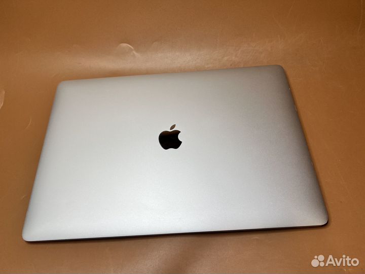 Apple macbook pro 15 2019 i9/512/448 циклов