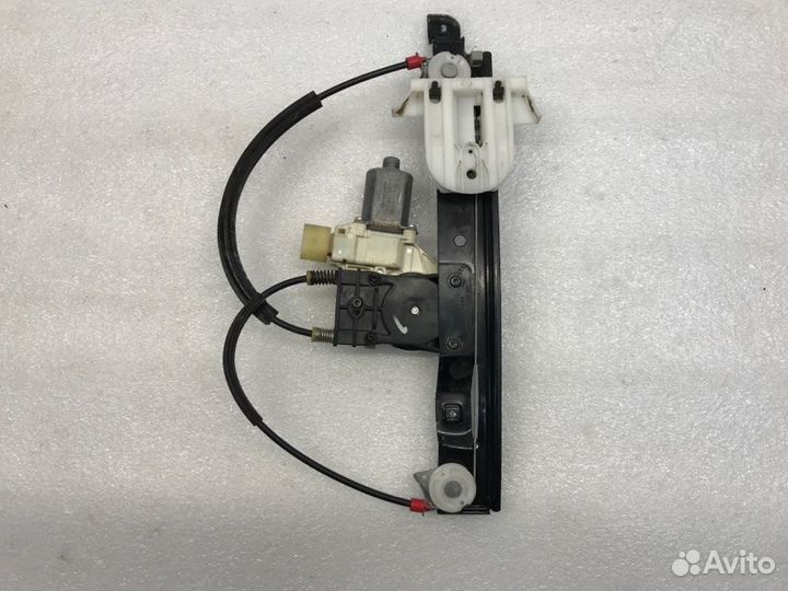 Стеклоподъемник задний правый Ford Mondeo седан