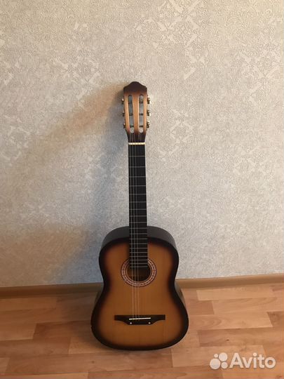 Гитара с чехлом Амистар и К. Модель А-20