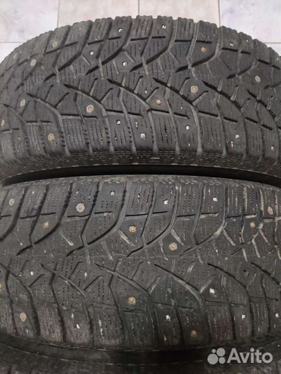 Bridgestone Blizzak Spike-02 205/65 R15 94T