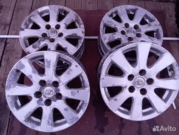 Продаю литые диски r16