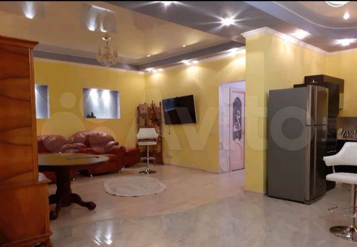 Дом 320 м² на участке 6 сот.