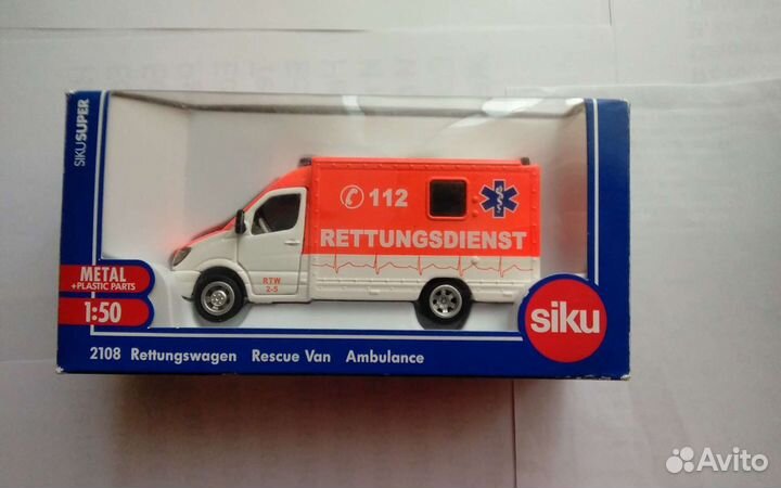 Модель от фирмы siku Mercedes Benz sprinter скорая