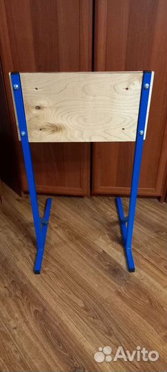 Стойка для обслуживания лодочного мотора