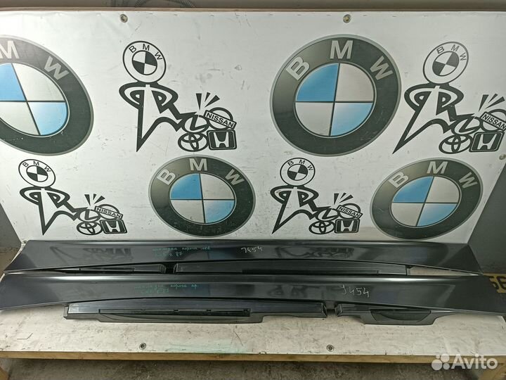 Накладки порогов комплект BMW 1 e87