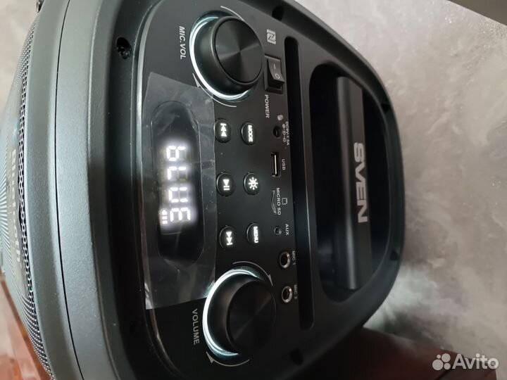 Блютуз колонка