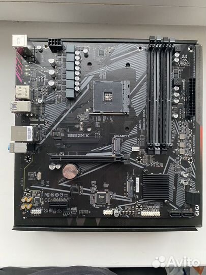 Gigabyte B550M K