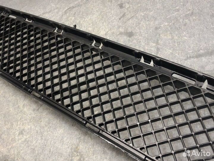 Решетка бампера Bmw X1