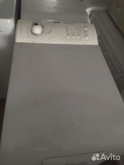 Стиральная машина с вертикальной загрузкой