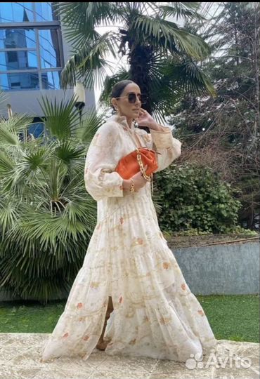 Платье длинное