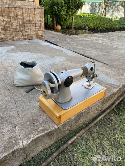 Швейная машина подольск ручная