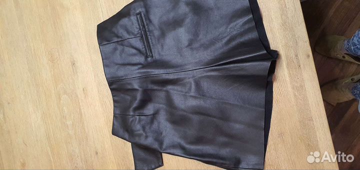 Кожаные шорты zara s
