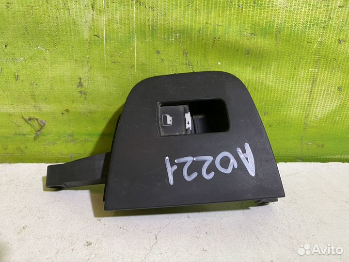 Кнопка руля стеклоподъемника Audi A4 A6 Q7