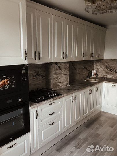 Кухонный гарнитур в классическом стиле