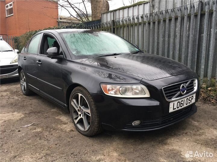 Разбор на запчасти Volvo S40 2004