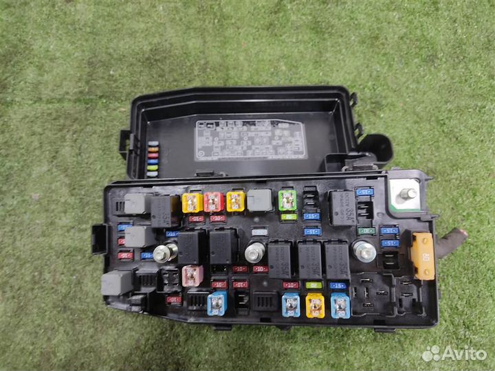 Блок предохранителей моторный Opel Antara 2014