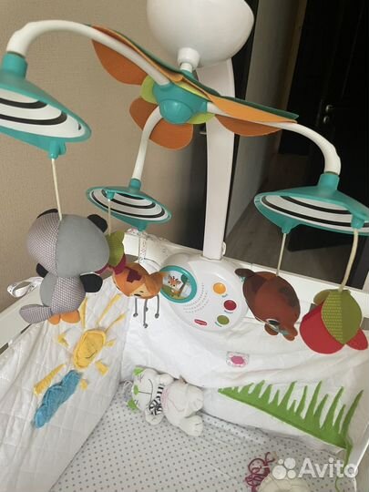 Каруселька на кроватку